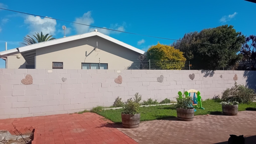 4 Bedroom Property for Sale in Parkersdorp Western Cape